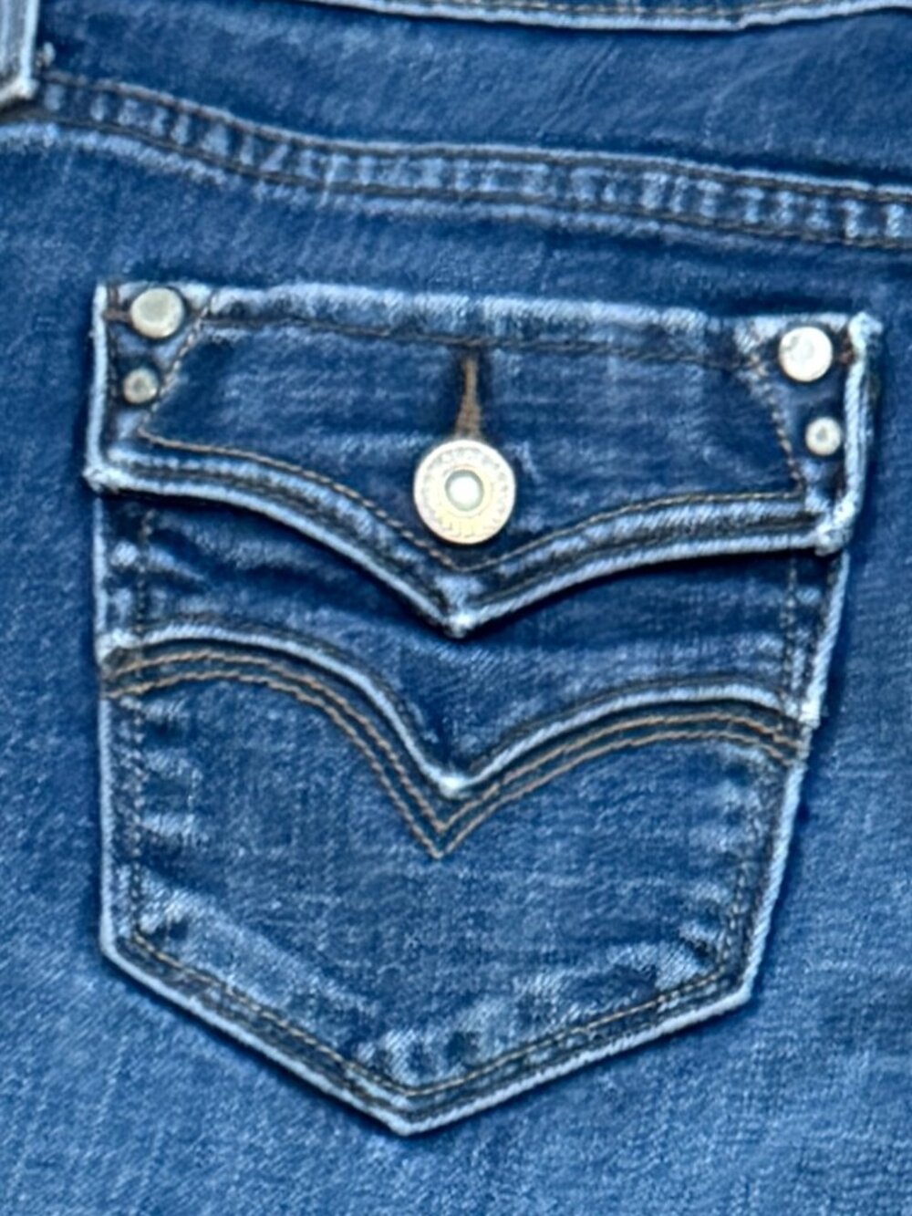 Levi's 505 Straight Leg Mid-Rise Jeans - Picture 10 of 10